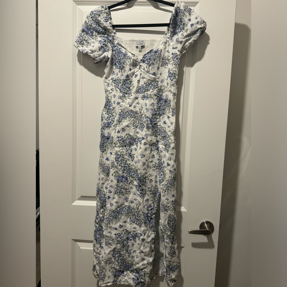 Beautiful spring dress!